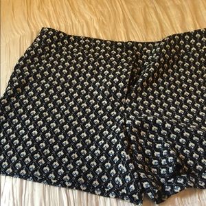 ANN TAYLOR Shorts